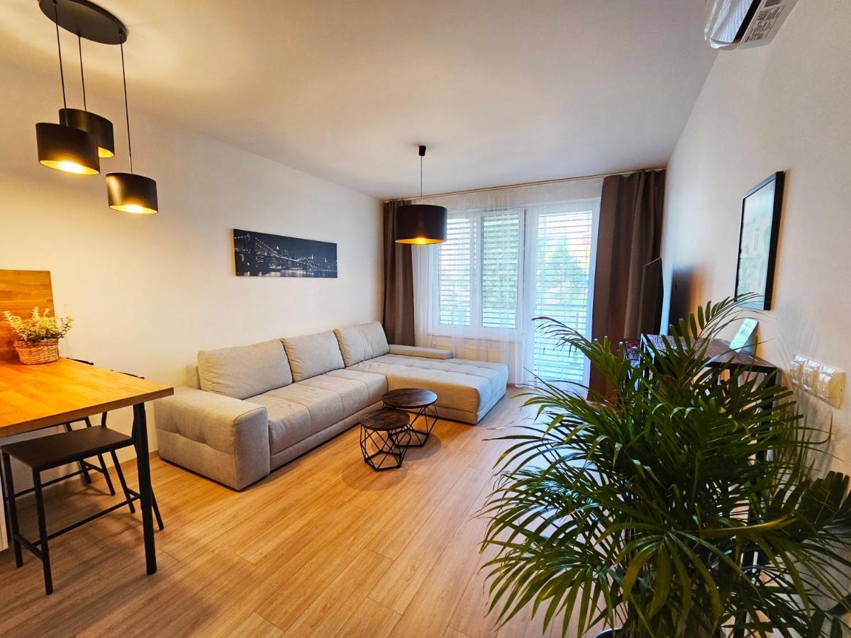 2 Room Apartment, New Building, Bosakova Street, 29 Братислава Экстерьер фото