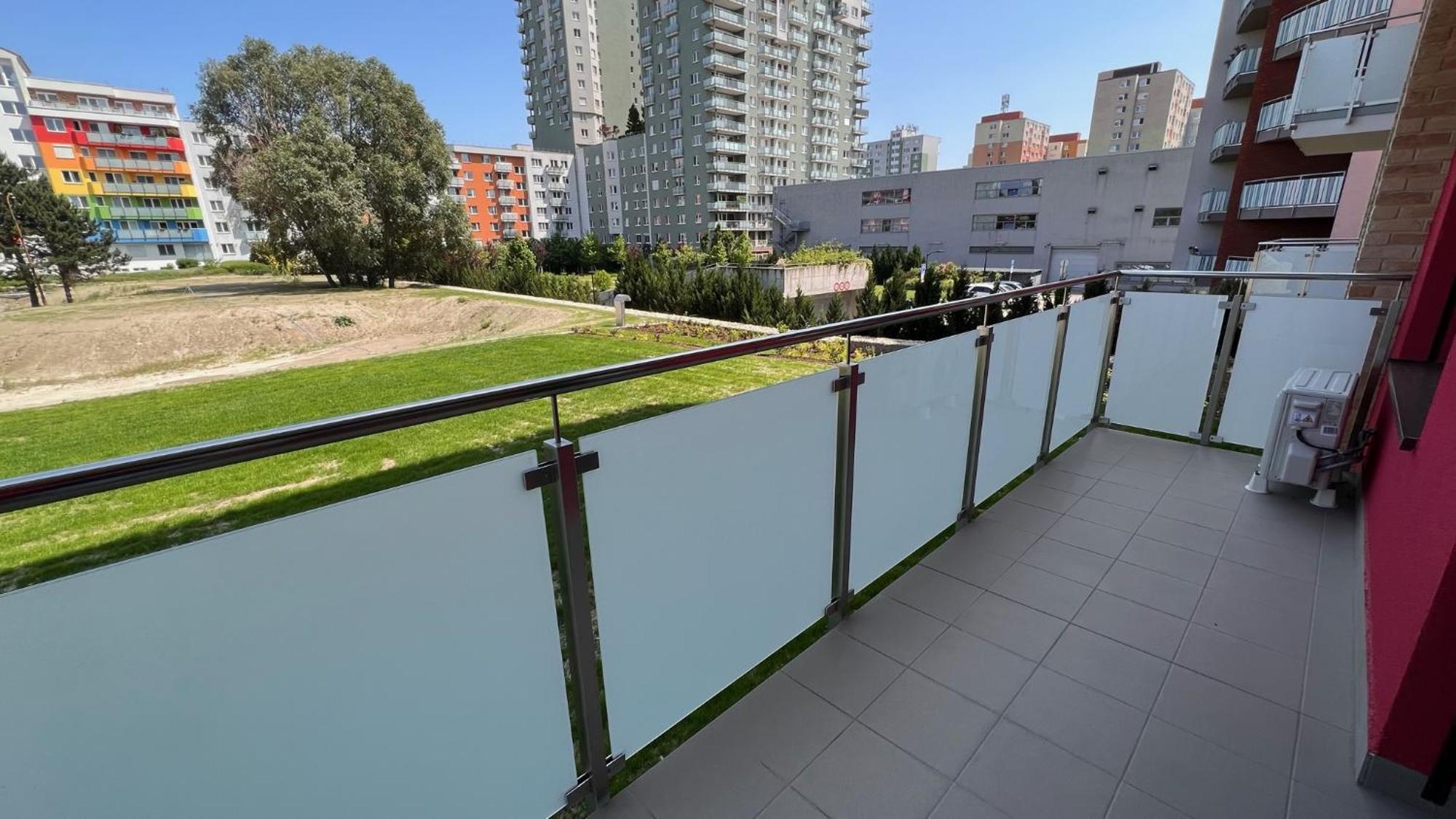 2 Room Apartment, New Building, Bosakova Street, 29 Братислава Экстерьер фото